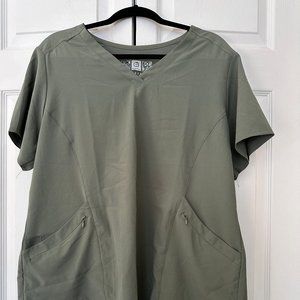 Wonder Wink Scrub Set